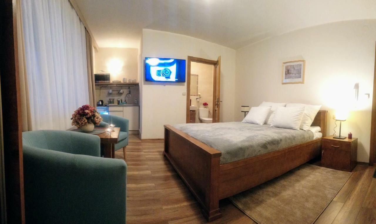 Pokoje W Centrum "Cicha" Zakopane Esterno foto